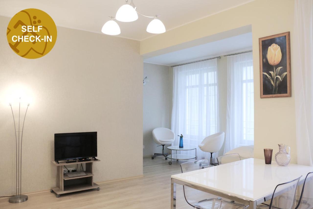 Apartments Moravska 24 การ์โลวีวารี ภายนอก รูปภาพ